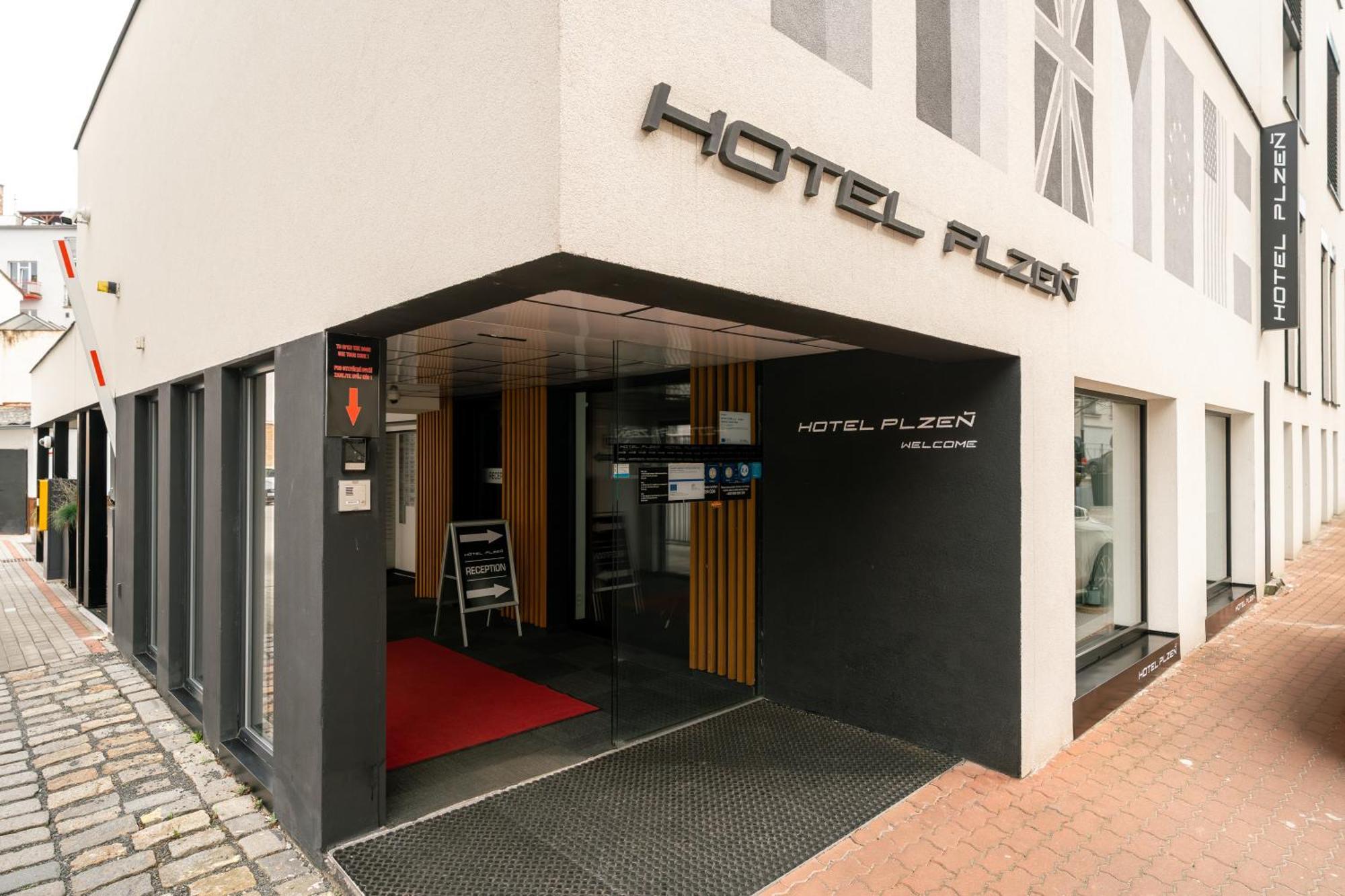 Hotel Plzen Plzeň Exterior foto